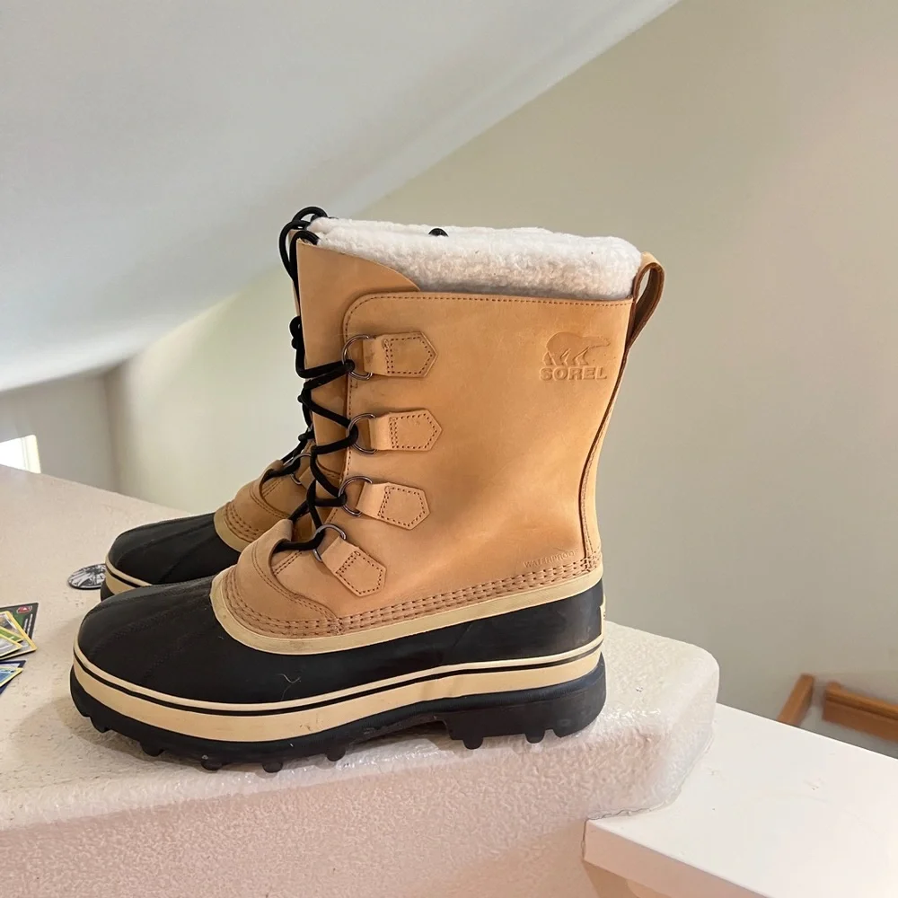 SOREL Men’s Size 12 Caribou Waterproof Insulated Winter Boots, 1002871 /Buff